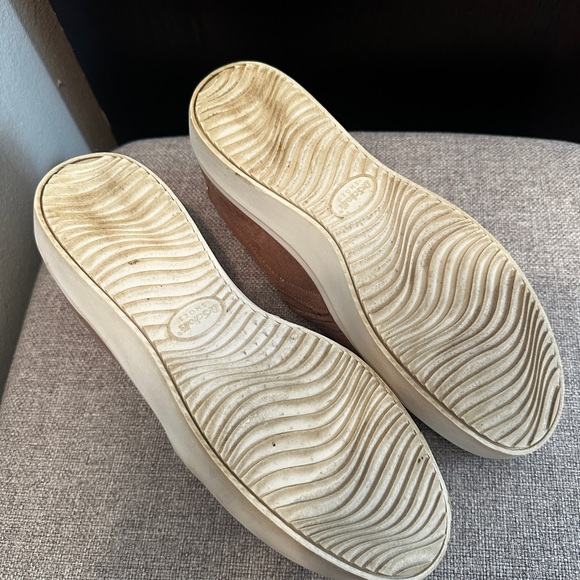 Dr. Scholl's Mauve Slip-On Shoes - Picture 5 of 6